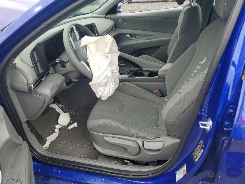 2023 HYUNDAI ELANTRA BLUE 7