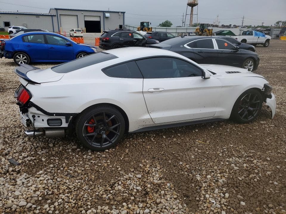 2017 FORD MUSTANG 3