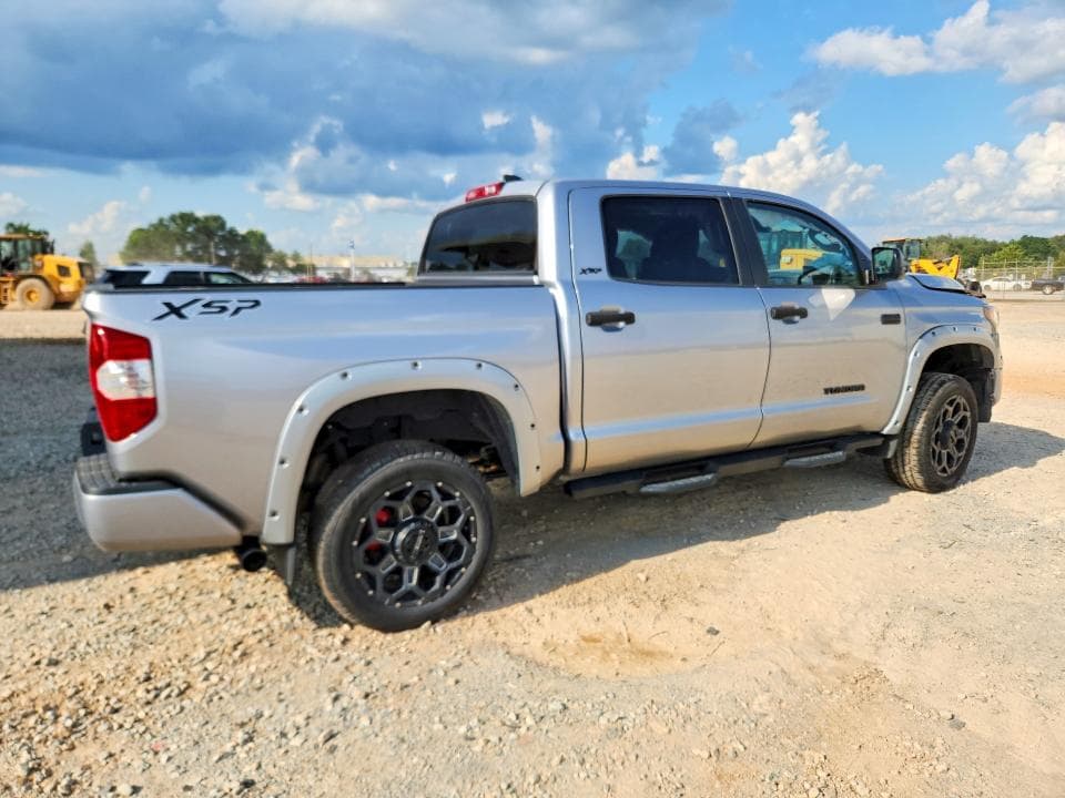 2020 TOYOTA TUNDRA SR5 3