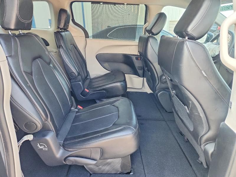 2024 CHRYSLER PACIFICA TOURING L 11
