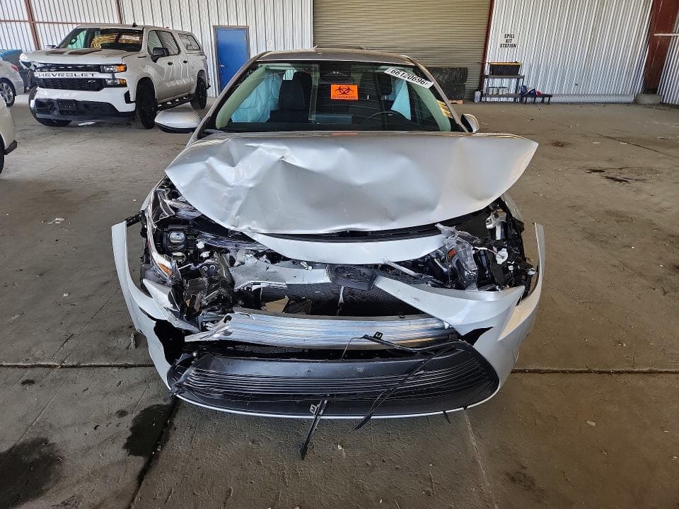 2025 TOYOTA COROLLA LE 5
