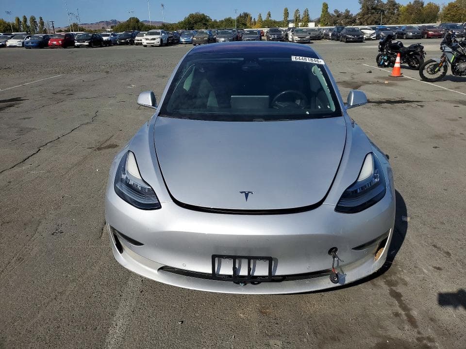 2018 TESLA MODEL 3 5