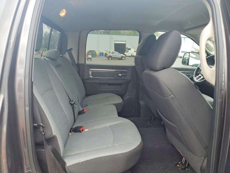 2023 RAM 1500 CLASSIC SLT 10