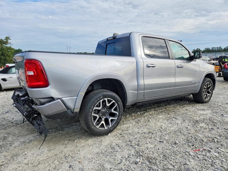 2025 RAM 1500 LARAMIE 3
