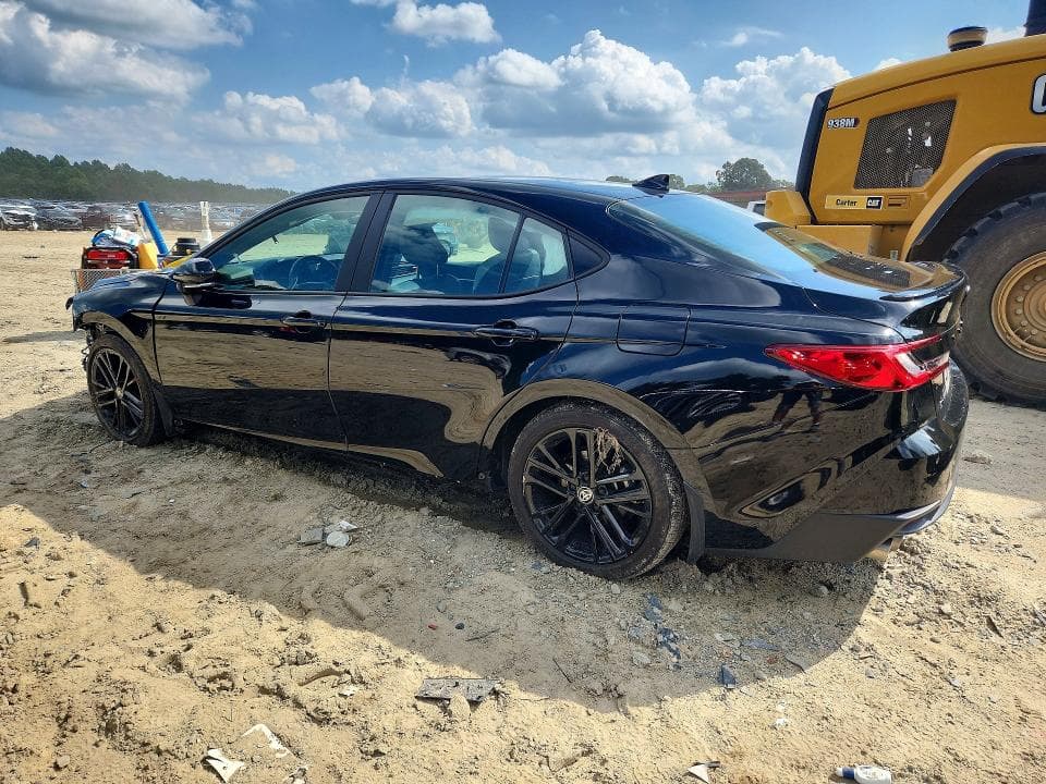 2025 TOYOTA CAMRY SE 2