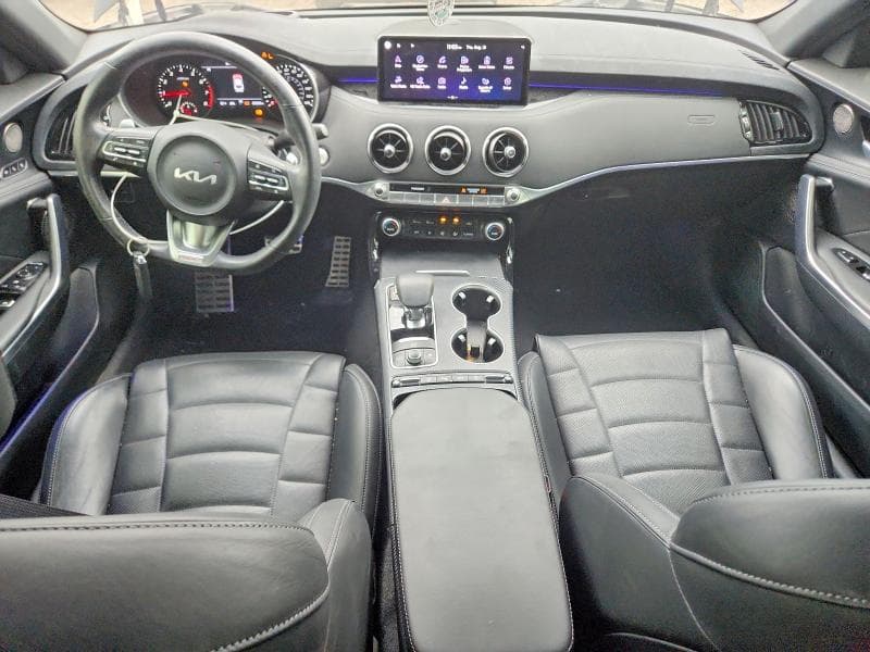 2022 KIA STINGER GT2 8