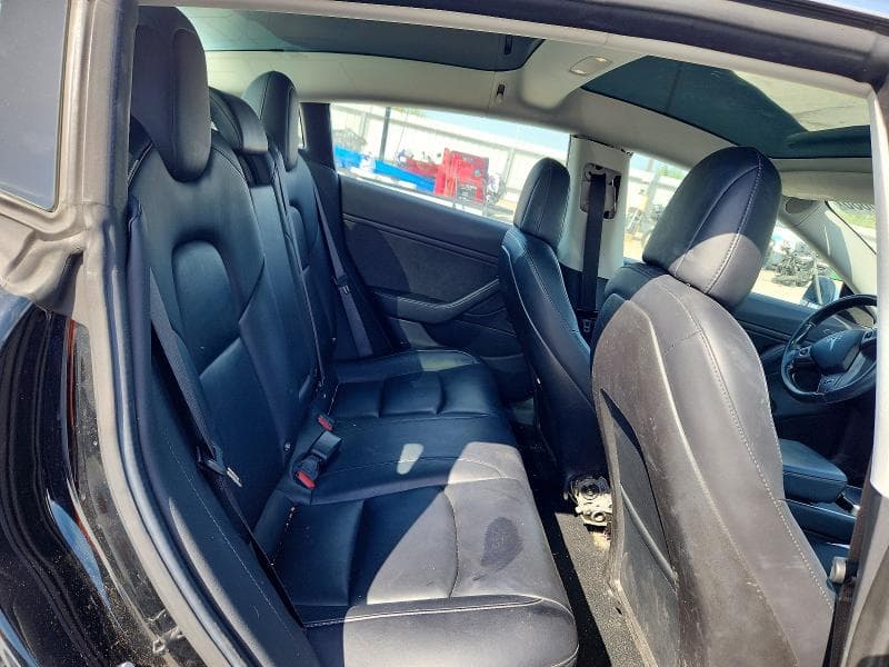 2018 TESLA MODEL 3 10
