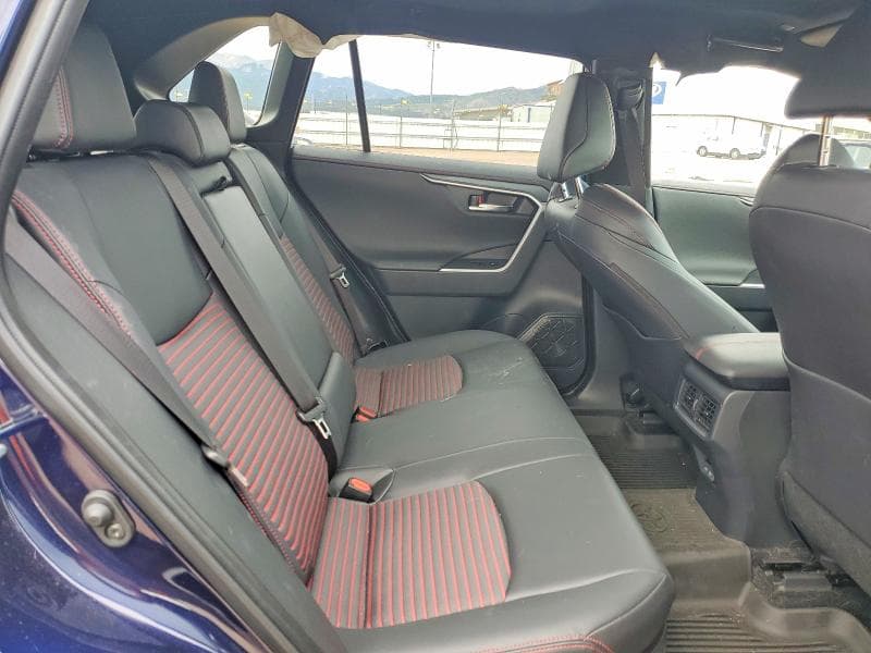 2025 TOYOTA RAV4 XSE 11