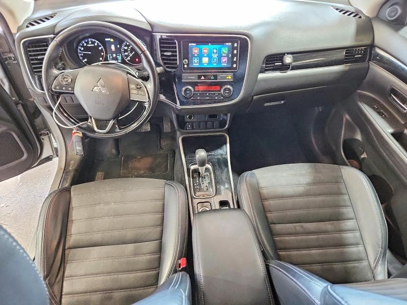 2019 MITSUBISHI OUTLANDER SE 8