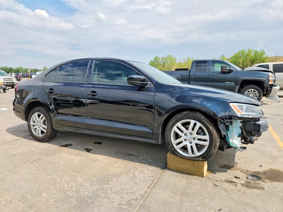2018 VOLKSWAGEN JETTA S 4