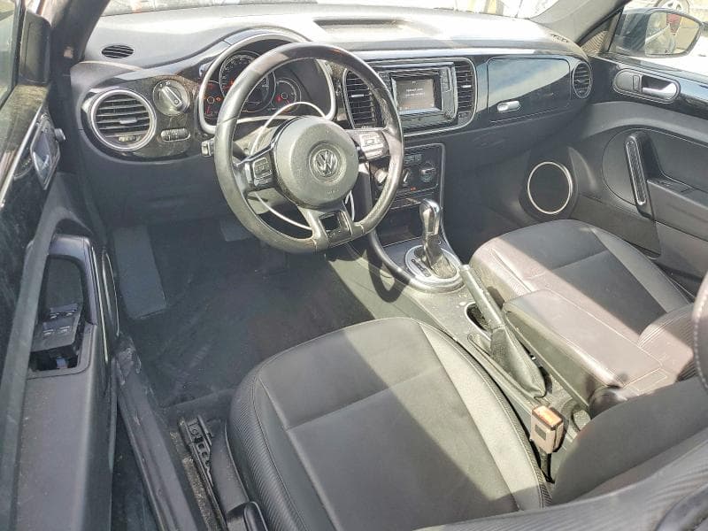 2018 VOLKSWAGEN BEETLE S 8