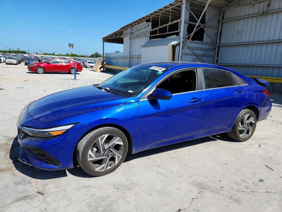 2024 HYUNDAI ELANTRA SEL - 1