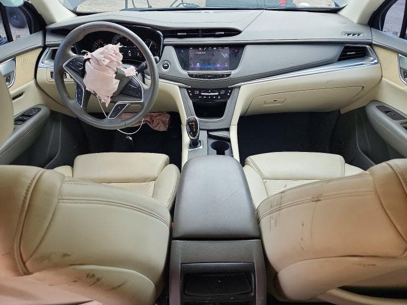 2017 CADILLAC XT5 PREMIUM LUXURY 8