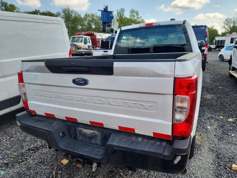 2022 FORD F350 SUPER DUTY 6