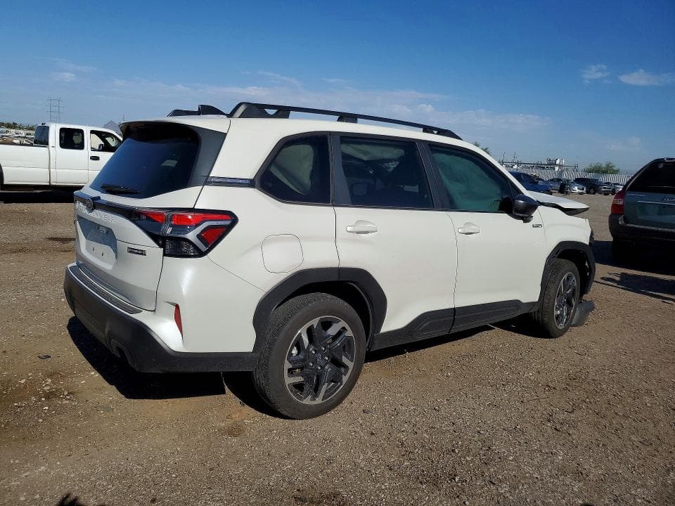 2025 SUBARU FORESTER PREMIUM 3