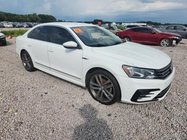 2017 VOLKSWAGEN PASSAT R-LINE 4