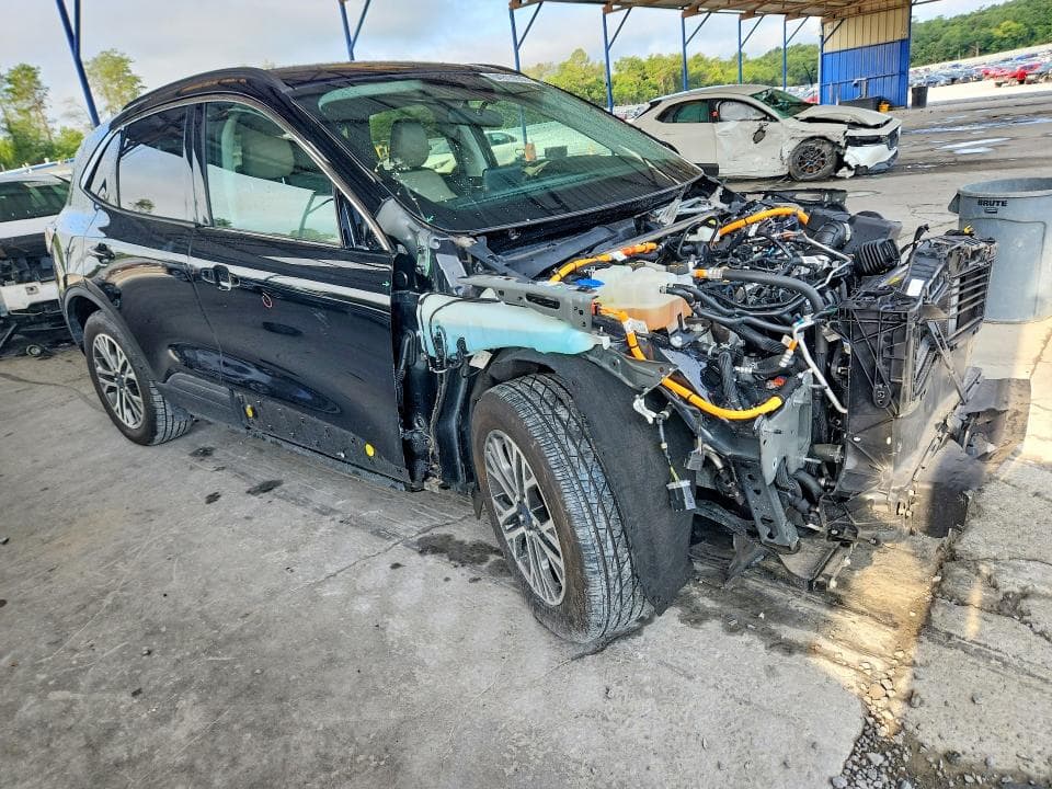 2021 FORD ESCAPE SEL 4