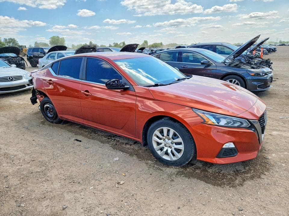 2019 NISSAN ALTIMA SR 4