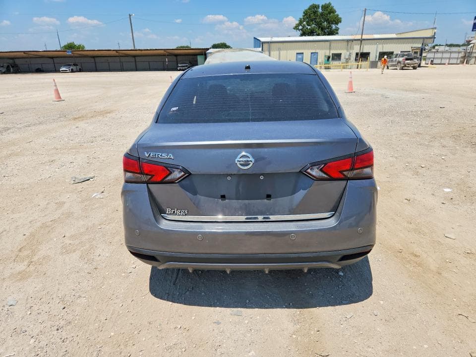 2020 NISSAN VERSA S 6