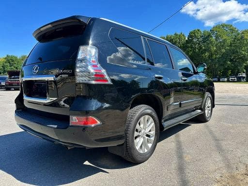 2017 LEXUS GX 460 3