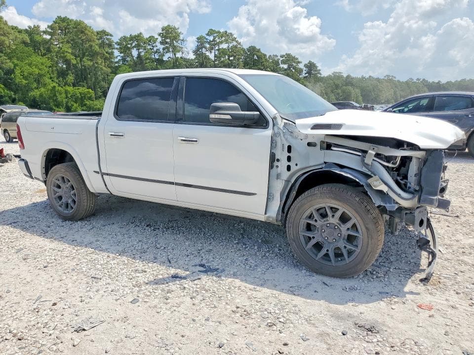 2019 RAM 1500 LIMITED 4