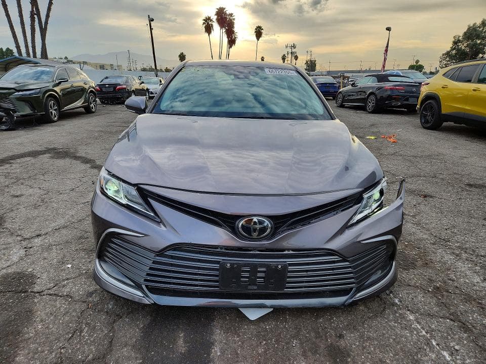 2023 TOYOTA CAMRY LE 5