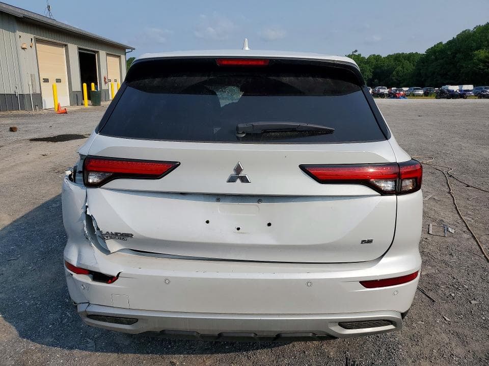 2024 MITSUBISHI OUTLANDER SE 6