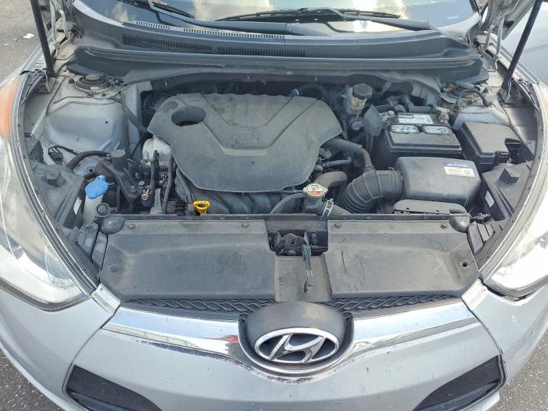 2017 HYUNDAI VELOSTER VALUE EDITION 11