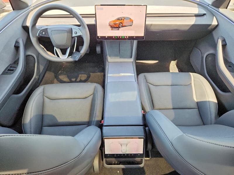 2026 TESLA MODEL 3 8