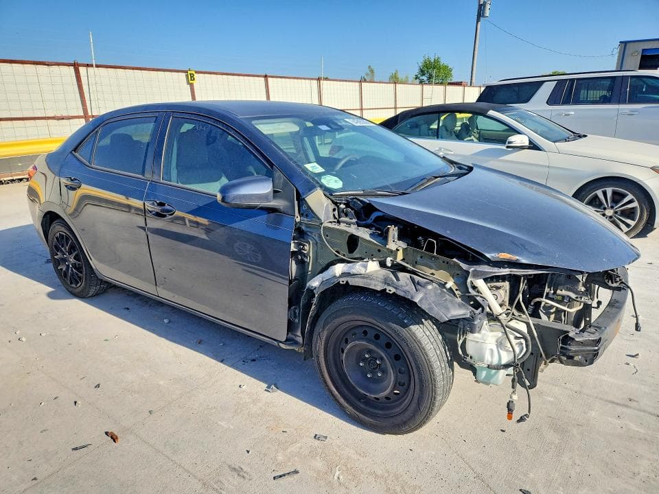2019 TOYOTA COROLLA LE 4