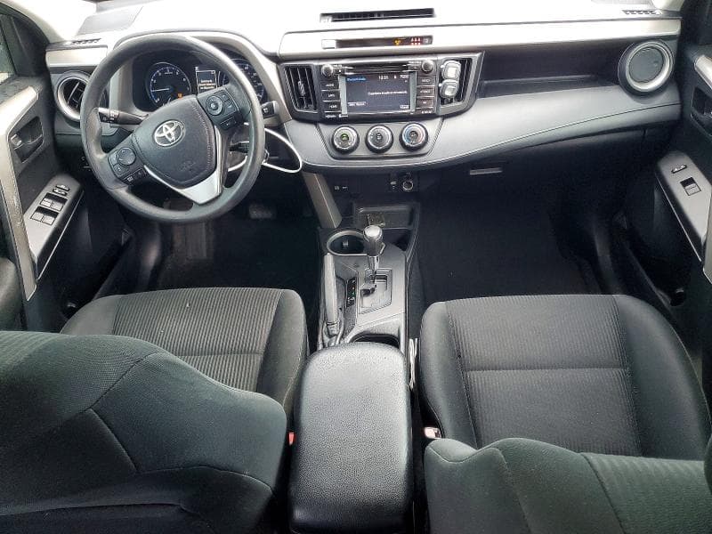 2017 TOYOTA RAV4 LE 8