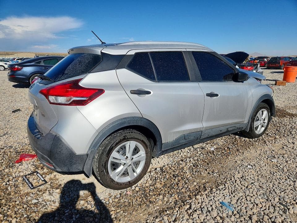 2019 NISSAN KICKS S 3