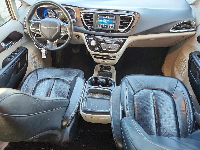 2018 CHRYSLER PACIFICA TOURING L 8