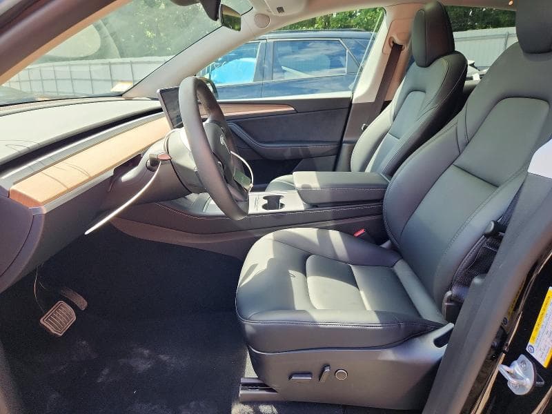 2025 TESLA MODEL Y 7