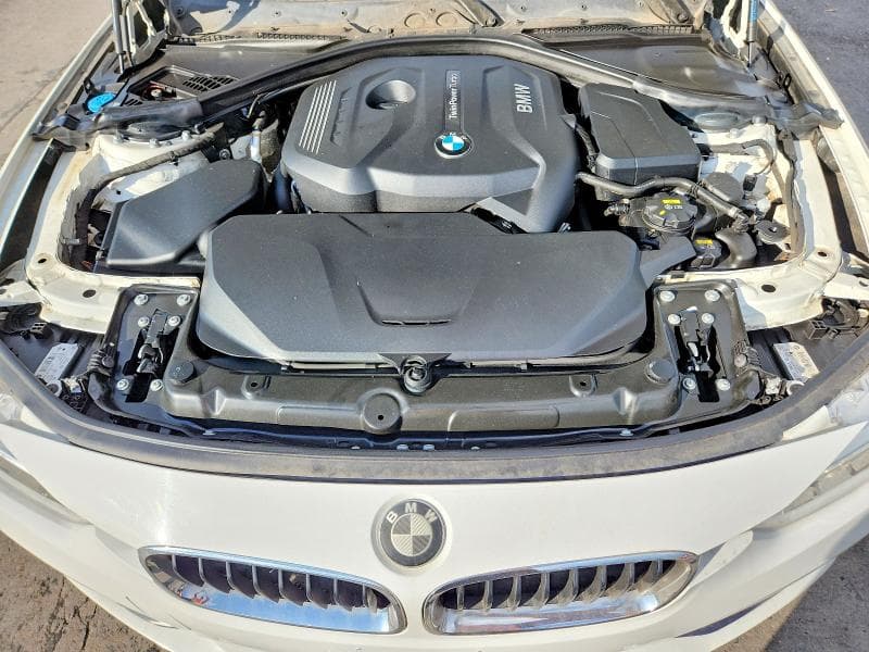 2017 BMW 330 XI 11