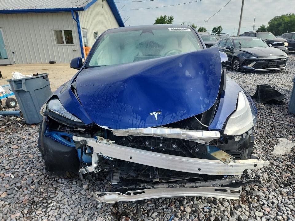 2023 TESLA MODEL Y 5