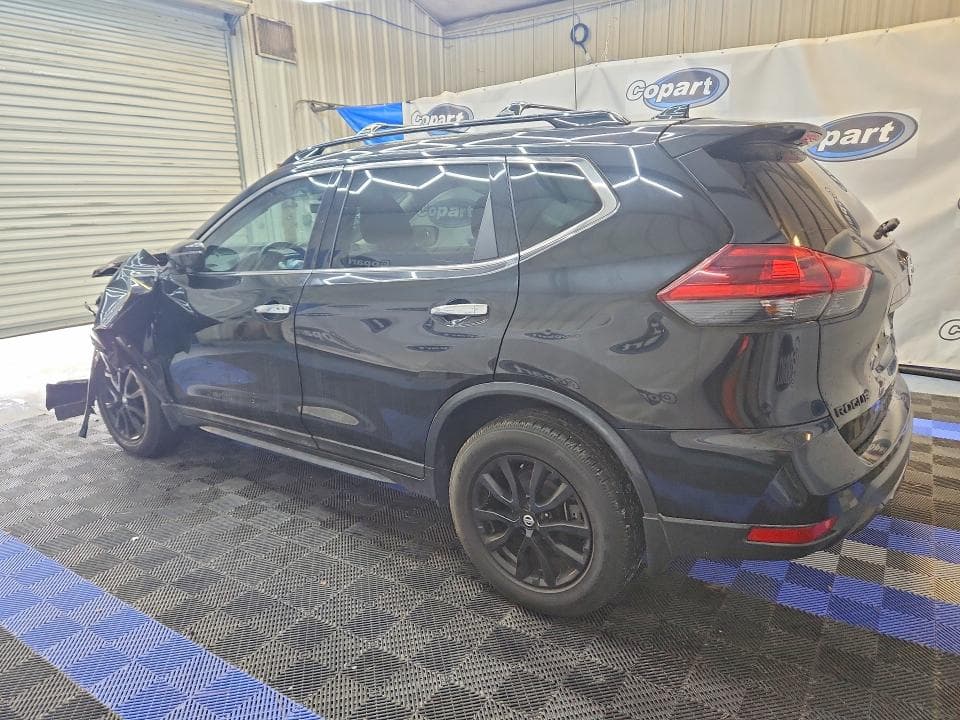 2018 NISSAN ROGUE SV 2