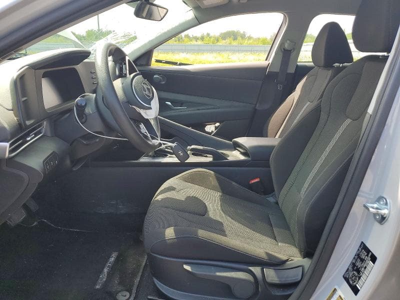 2024 HYUNDAI ELANTRA SEL 7