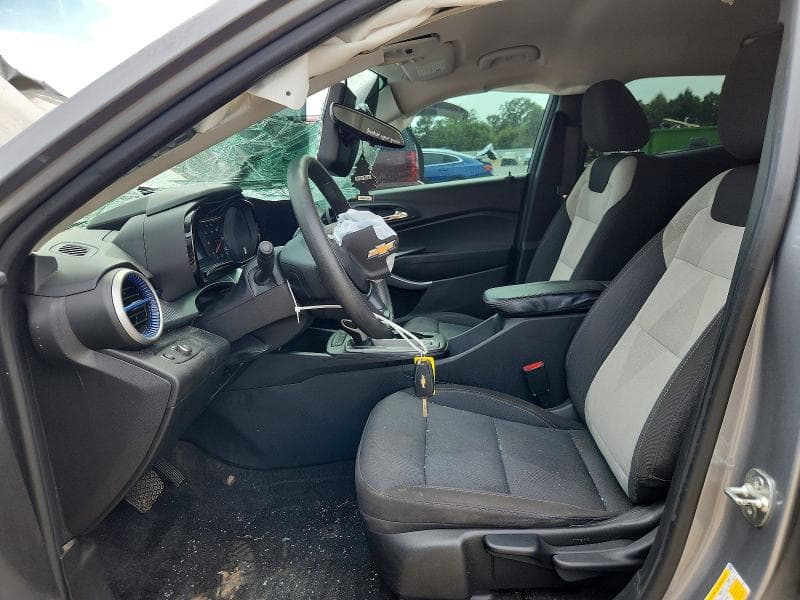 2024 CHEVROLET TRAX LS 7