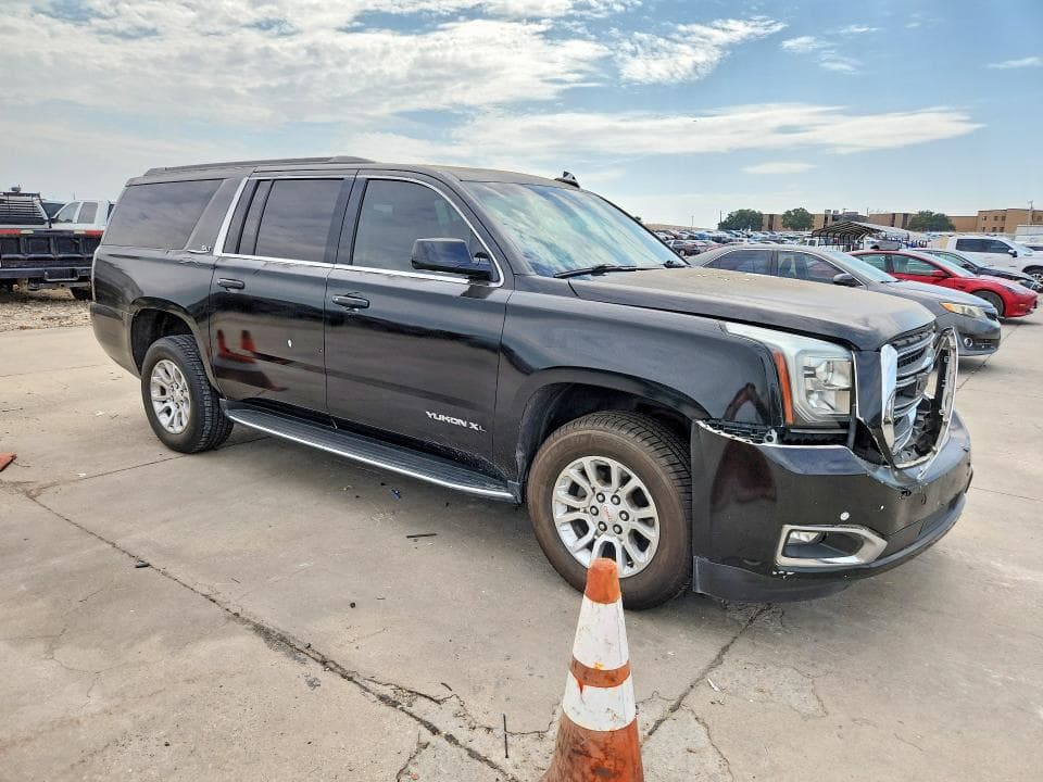 2019 GMC YUKON XL C1500 SLT 4