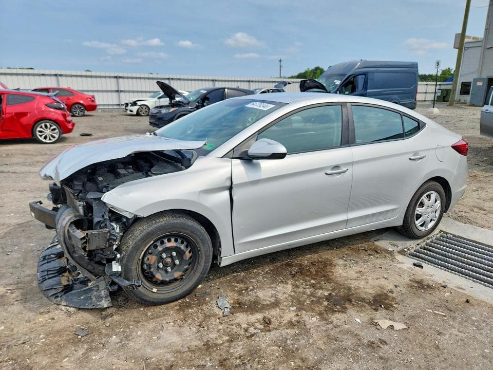 2019 HYUNDAI ELANTRA SE - 1