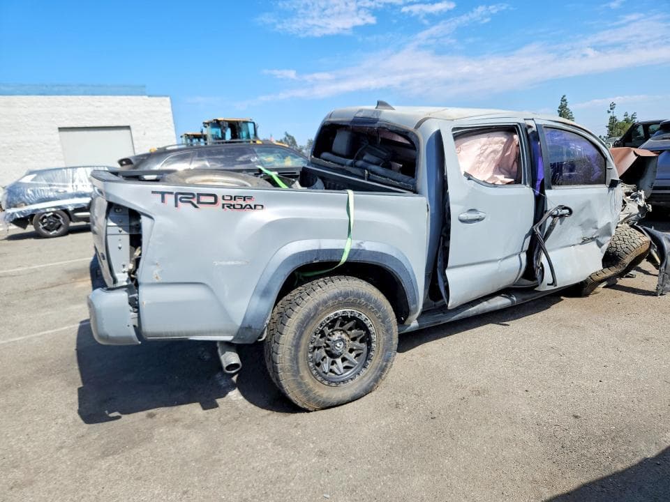 2018 TOYOTA TACOMA TRD OFF-ROAD 3