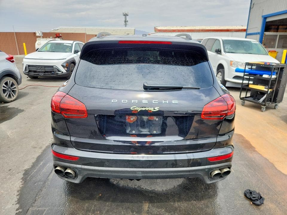 2017 PORSCHE CAYENNE SE HYBRID PLATINUM 6
