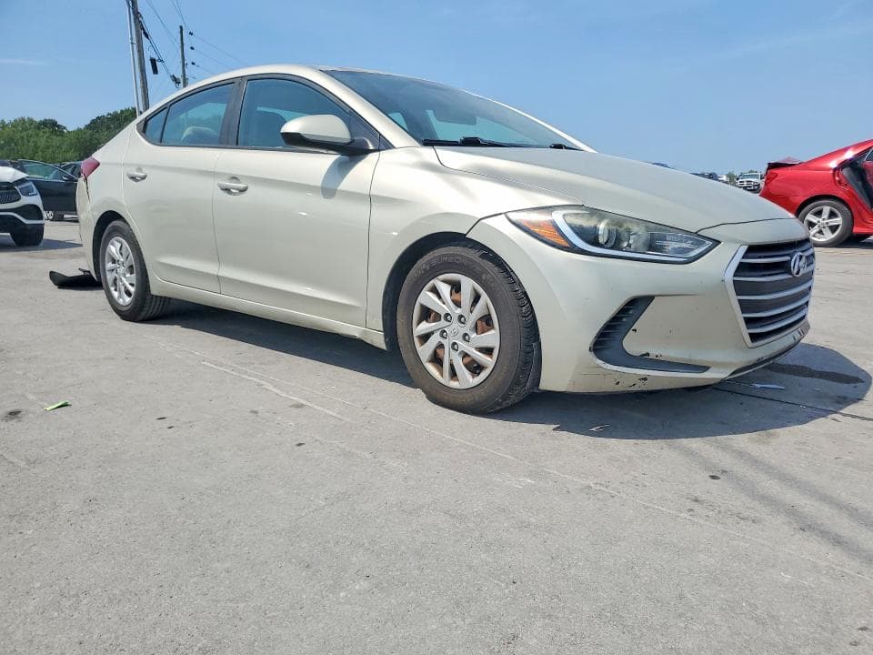 2017 HYUNDAI ELANTRA SE 4