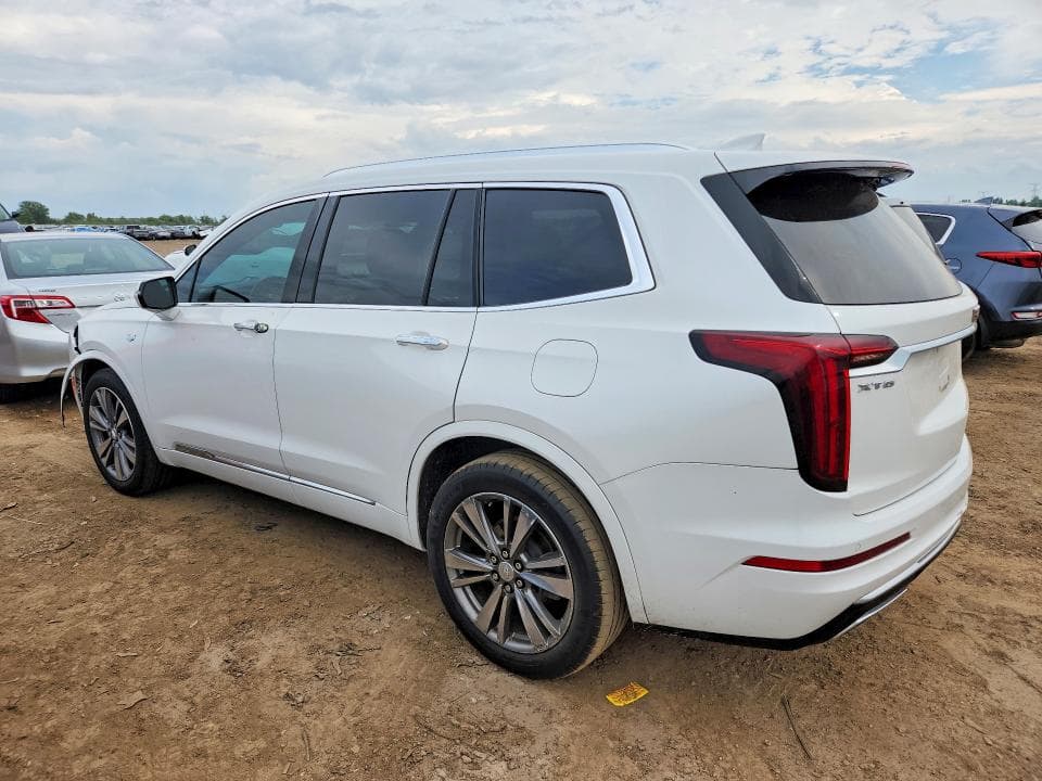 2021 CADILLAC XT6 PREMIUM LUXURY 2