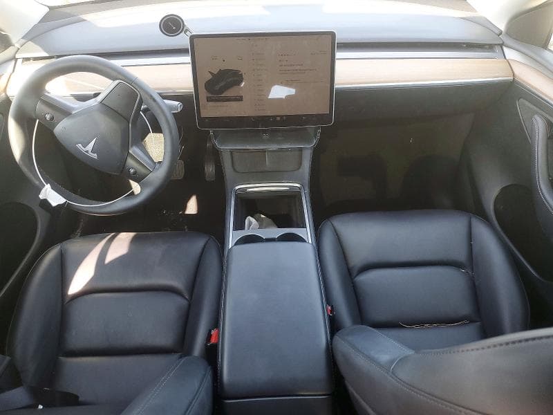 2023 TESLA MODEL Y 8