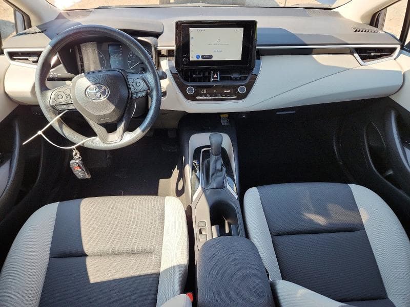 2025 TOYOTA COROLLA LE 8