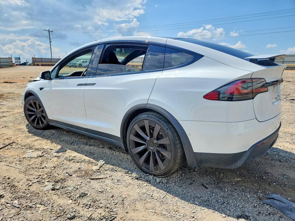 2022 TESLA MODEL X 2