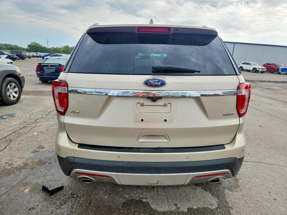 2017 FORD EXPLORER XLT 6