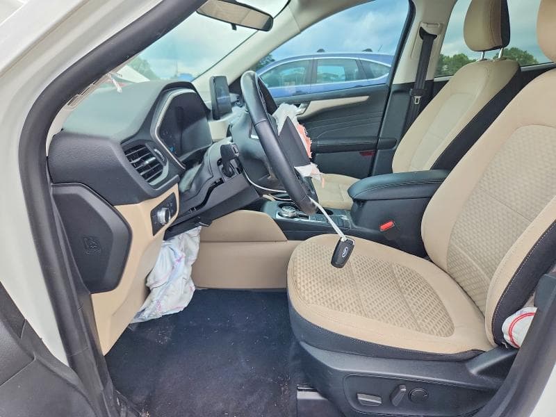 2021 FORD ESCAPE SE 7